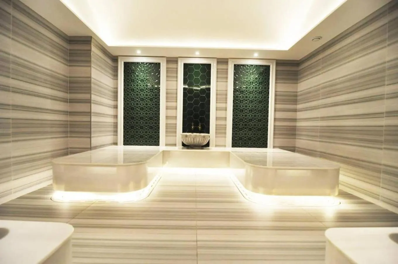 Scenic Bright Studio W Parking, Poolviews! #302 Istanbulská provincie